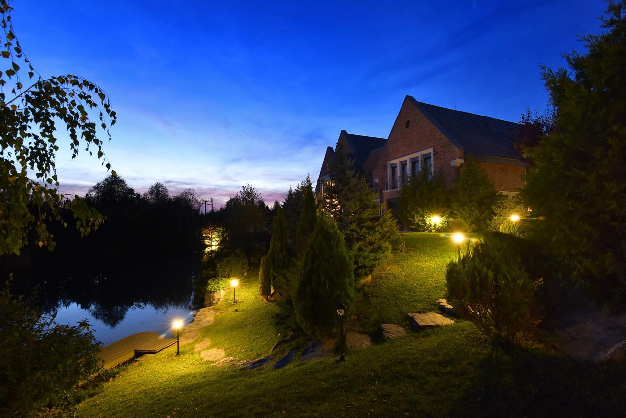 Lacul Verde Resort 普洛耶什蒂 外观 照片